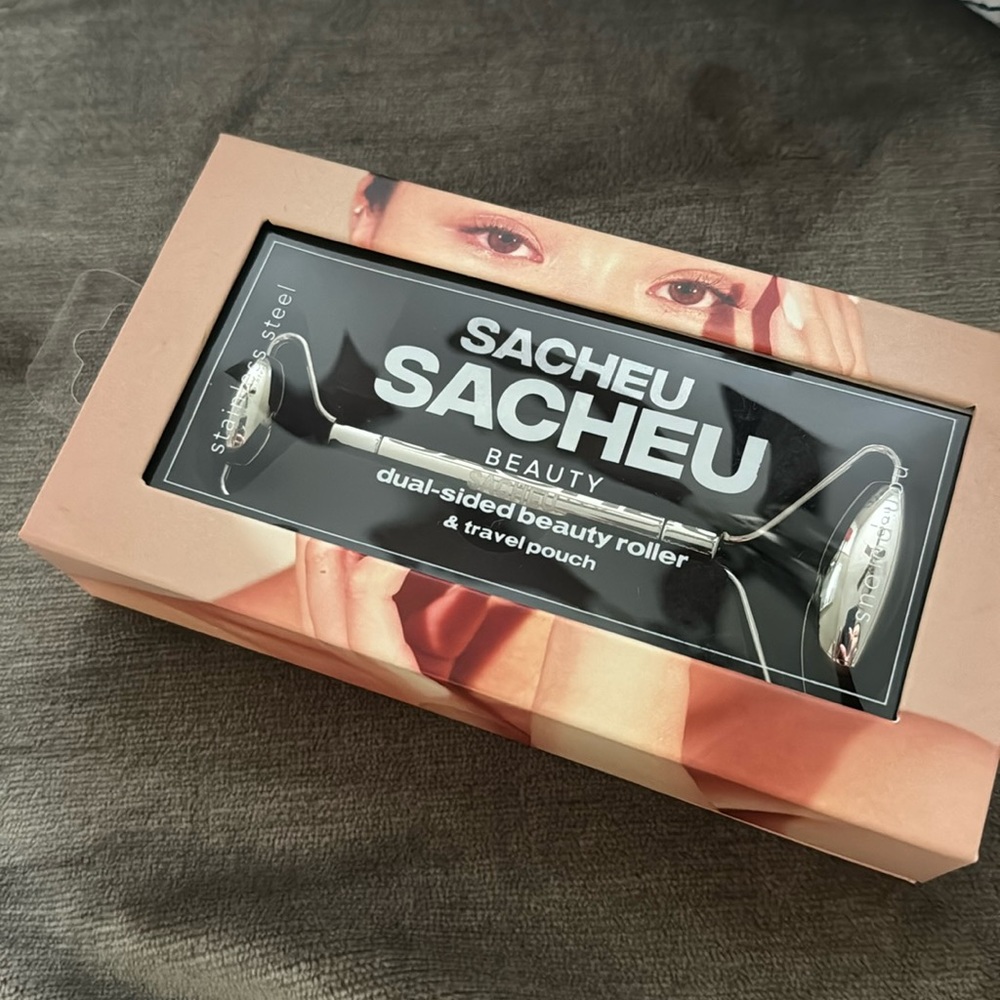 Stainless steel dual sided beauty, roller, and travel pouch